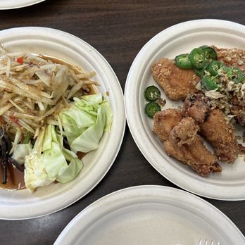 Mae’s Thai Kitchen - Som tum Issaan style and wings so good. - Thai Near Me - San Diego, California Mae’s Thai Kitchen - Som tum Issaan style and wings so good. - Thai Near Me - San Diego, California