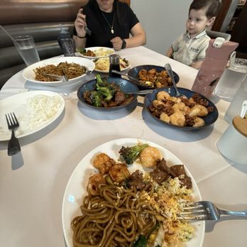 Panda Inn - Chinese Near Me - La Palma, California