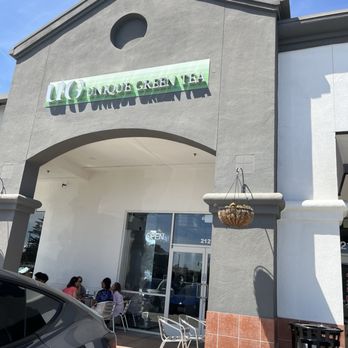 UG Tea - Outside - Bubble Tea Near Me - Milpitas, California UG Tea - Outside - Bubble Tea Near Me - Milpitas, California