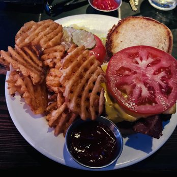 McVee's Pub & Grub - Wednesday $6.99 burger and fries (spend the $ and upgrade to the waffle fries!) - Pubs Near Me - Troy, Michigan McVee's Pub & Grub - Wednesday $6.99 burger and fries (spend the $ and upgrade to the waffle fries!) - Pubs Near Me - Troy, Michigan