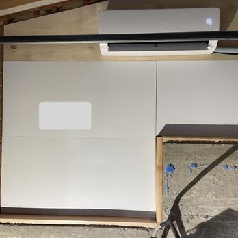 North Air heating and Refrigeration - Heat pump indoor unit mounted expertly on exterior wall - Heating & Air Conditioning/HVAC Near Me - Tualatin, Oregon North Air heating and Refrigeration - Heat pump indoor unit mounted expertly on exterior wall - Heating & Air Conditioning/HVAC Near Me - Tualatin, Oregon