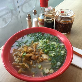 Noodle - Chicken with preserved Chinese radish in broth - Dim Sum Near Me - Glasgow, GLG Noodle - Chicken with preserved Chinese radish in broth - Dim Sum Near Me - Glasgow, GLG