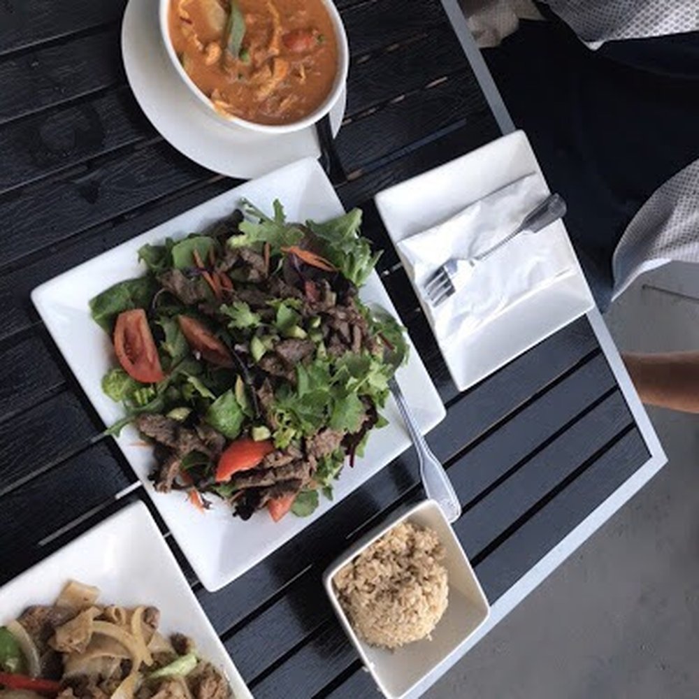 Satu Thai Bistro - Panama curry with chicken, spicy beef salad and drunken noodle with beef - Thai Near Me - Azusa, California Satu Thai Bistro - Panama curry with chicken, spicy beef salad and drunken noodle with beef - Thai Near Me - Azusa, California