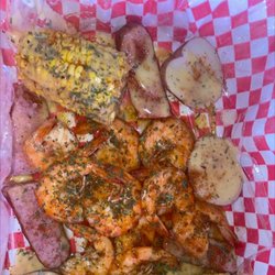 Wangz Bar & Grill - 1/2 lb shrimp boil
