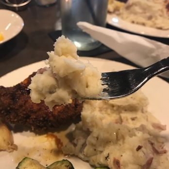 The Point Restaurant - Good Garlic mashed potatoes - American Near Me - Lancaster, California