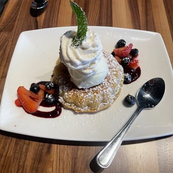 Fire + Wine - White Wine Cake - Tapas/Small Plates Near Me - Glen Ellyn, Illinois