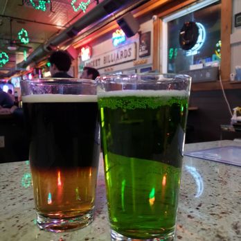 Leff's Lucky Town - Irish beer and black and tan - Sports Bars Near Me - Wauwatosa, Wisconsin