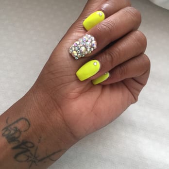 Quality Nails & Spa - LOVE MY NAILS!!! - Nail Salons Near Me - Long Beach, California