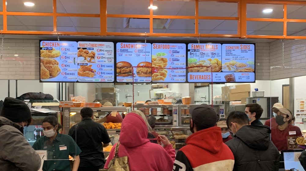 POPEYES LOUISIANA KITCHEN 1646 McKenzie Avenue, Victoria, British