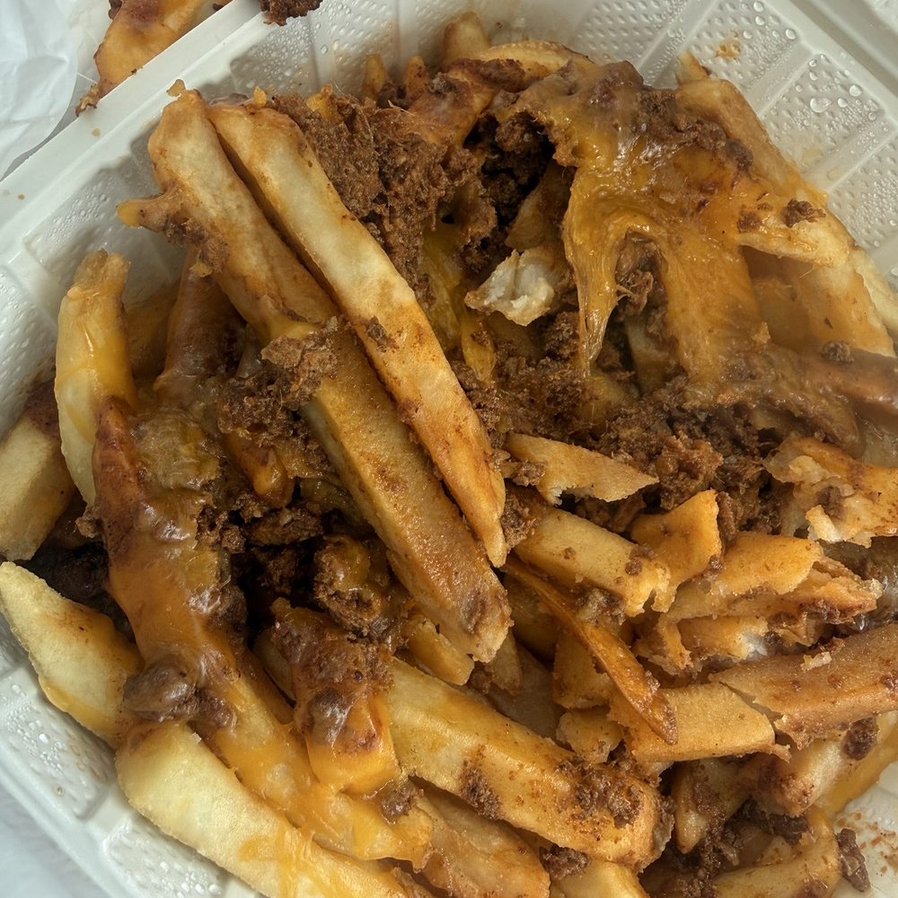 Chilli cheese fries Chilli cheese fries