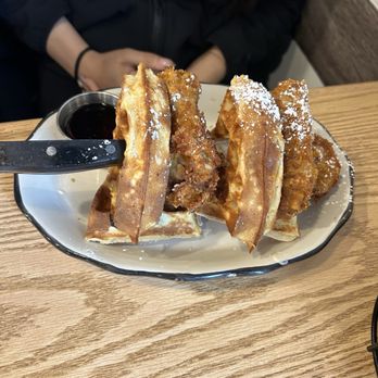 The Brunch House - Chicken waffles - Breakfast & Brunch Near Me - Provo, Utah The Brunch House - Chicken waffles - Breakfast & Brunch Near Me - Provo, Utah