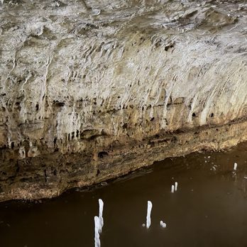 Stark Caverns - Ice - Parks Near Me - Eldon, Missouri