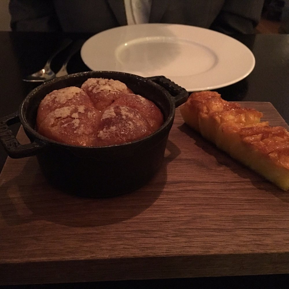 Dinner by Heston Blumenthal - Pineapple brioche - British Near Me - London, XGL Dinner by Heston Blumenthal - Pineapple brioche - British Near Me - London, XGL