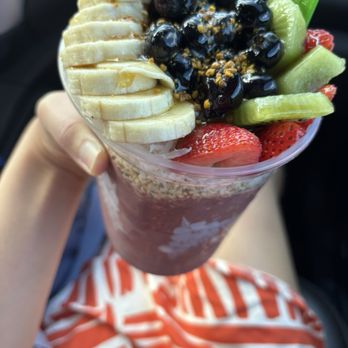 Banzai Bowls - Love the Banzai Bowl with apple juice - Acai Bowls Near Me - Haleiwa, Hawaii Banzai Bowls - Love the Banzai Bowl with apple juice - Acai Bowls Near Me - Haleiwa, Hawaii