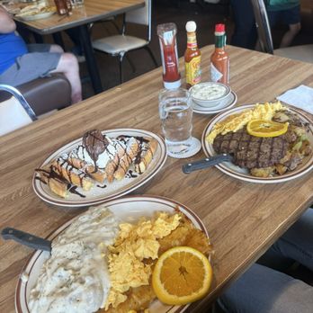 Totem Family Dining - Chicken Fried Steak Hamburger Steak Chocolate French toast - Breakfast & Brunch Near Me - Everett, Washington Totem Family Dining - Chicken Fried Steak Hamburger Steak Chocolate French toast - Breakfast & Brunch Near Me - Everett, Washington