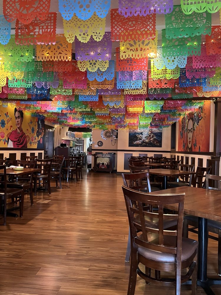Luna Y Sol Mexican Restaurant