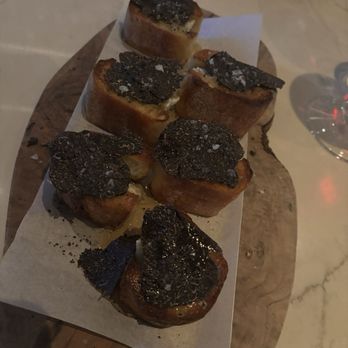 Wally's - Truffle butter bread with truffle on top - New American Near Me - Las Vegas, Nevada