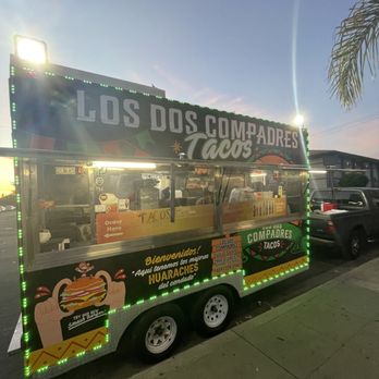 Los Dos compadres - Food Trucks Near Me - Oxnard, California