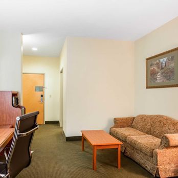 Comfort Suites - Hotels Near Me - Batesville, Arkansas Comfort Suites - Hotels Near Me - Batesville, Arkansas