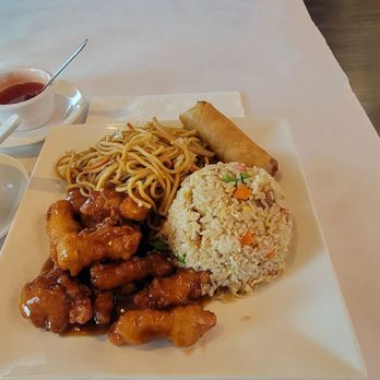 China Palace - Orange chicken lunch combo with fried rice. - Chinese Near Me - Morgan Hill, California China Palace - Orange chicken lunch combo with fried rice. - Chinese Near Me - Morgan Hill, California
