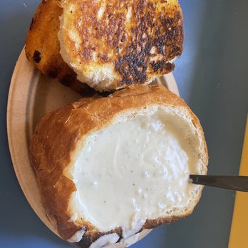 Splash Cafe - Bread bowl - American Near Me - Pismo Beach, California