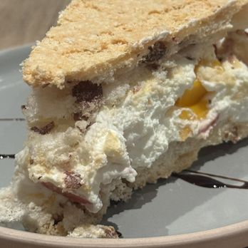 Maxim Bakery & Restaurant - mixed fruit almond meringue - French Near Me - Richmond Hill, Ontario Maxim Bakery & Restaurant - mixed fruit almond meringue - French Near Me - Richmond Hill, Ontario