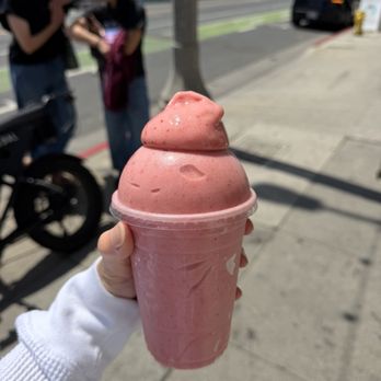 Main Squeeze - Juice Bars & Smoothies Near Me - Santa Monica, California Main Squeeze - Juice Bars & Smoothies Near Me - Santa Monica, California
