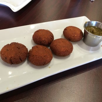 Saffron Indian Bistro - Shami Kebab (chicken lentil croquettes) with mint chutney - Indian Near Me - Glendale, Arizona Saffron Indian Bistro - Shami Kebab (chicken lentil croquettes) with mint chutney - Indian Near Me - Glendale, Arizona