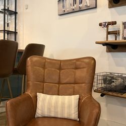 Cips Coffee Roasters - Lounge area