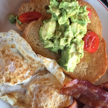 Harrison Corner Cafe - Cafes Near Me - Harrison Hot Springs, British Columbia