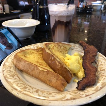 Another Broken Egg Cafe - Breakfast & Brunch Near Me - Houston, Texas