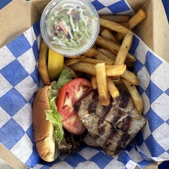 Hooked - Mahi Mahi sandwich - Seafood Near Me - Montauk, New York Hooked - Mahi Mahi sandwich - Seafood Near Me - Montauk, New York