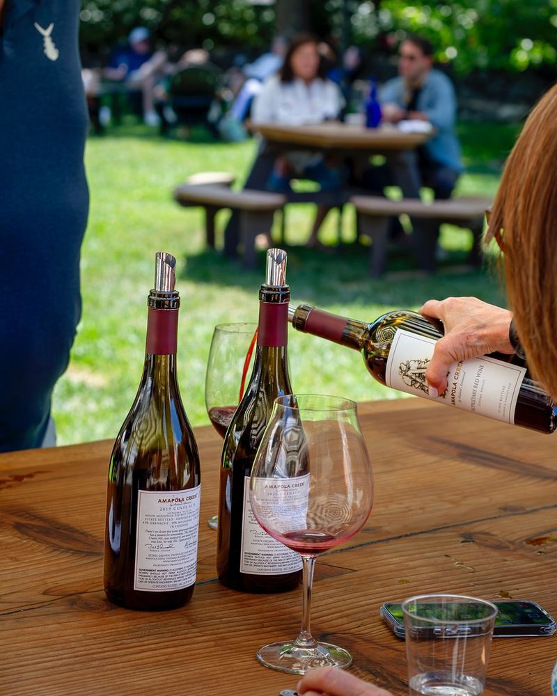 Amapola Creek Tasting Lounge Logo