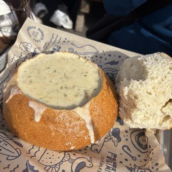 Fishetarian Fish Market - Clam chowder bread bowl - Seafood Near Me - Bodega Bay, California