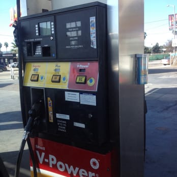 Shell Gas Station - Gas Stations Near Me - North Hollywood, California