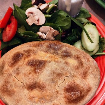 Crest Cafe - Pot pie with fresh salad - Cafes Near Me - San Diego, California Crest Cafe - Pot pie with fresh salad - Cafes Near Me - San Diego, California