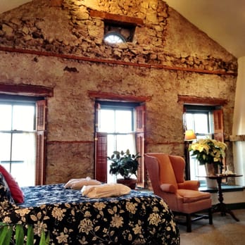 Washington House Inn - Bed & Breakfast Near Me - Cedarburg, Wisconsin