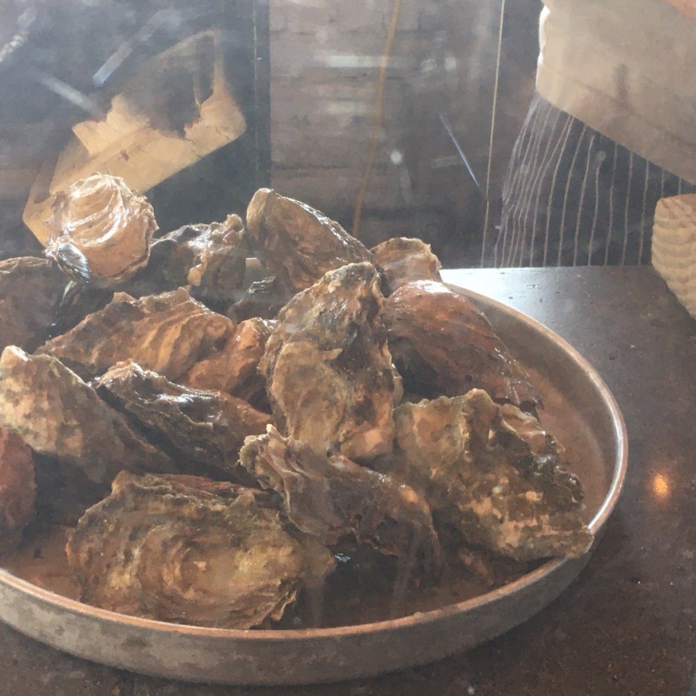 Smitty's Oyster House - Seafood Near Me - Lower Gibsons, British Columbia
