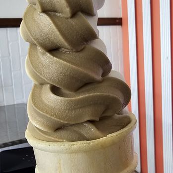 Niu Soft Serve - Hojicha, Creamy Lemon Twist - Desserts Near Me - Honolulu, Hawaii Niu Soft Serve - Hojicha, Creamy Lemon Twist - Desserts Near Me - Honolulu, Hawaii