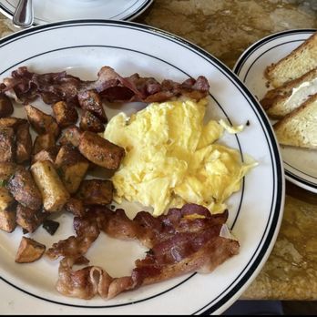 Mimi's Cafe - Breakfast & Brunch Near Me - Las Vegas, Nevada Mimi's Cafe - Breakfast & Brunch Near Me - Las Vegas, Nevada