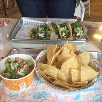 Invicto - Mexican Near Me - Naperville, Illinois