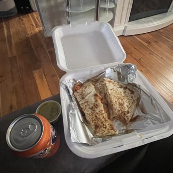 Uptown Fresh Market - Chicken quesadillas - Grocery Near Me - Antioch, Tennessee Uptown Fresh Market - Chicken quesadillas - Grocery Near Me - Antioch, Tennessee