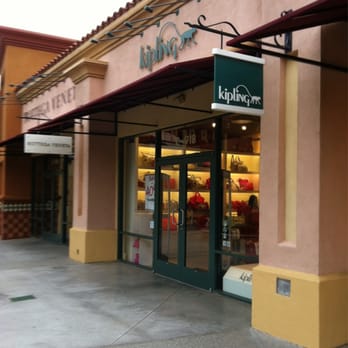 Kipling - A Wednesday afternoon. By: LEO - Luggage Near Me - Cabazon, California Kipling - A Wednesday afternoon. By: LEO - Luggage Near Me - Cabazon, California