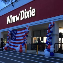 Winn-Dixie - Grand opening day.