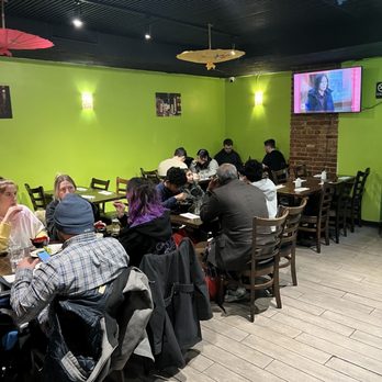 Ari Sushi - Sushi Bars Near Me - New York, New York