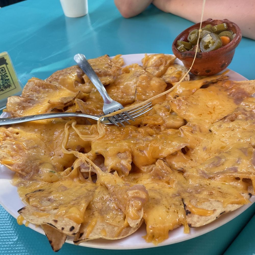 Nachos Nachos
