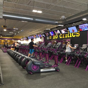 Planet Fitness - Spotless facility!!! Always clean!!! best location - Gyms Near Me - Aurora, Illinois