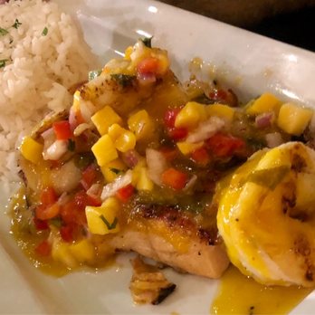 Havana Central - Salmn con Mango Mango Salmon w/ Shrimp Excellent and very flavorful. - Latin American Near Me - Garden City, New York