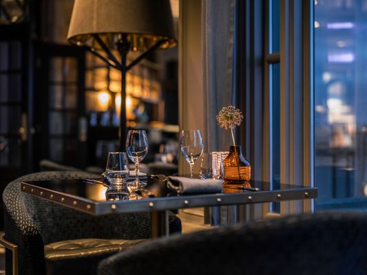 BISTRO LE SAM by null