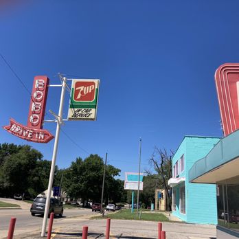 Bobo’s Drive In - So you don't miss it when you're on your way - Fast Food Near Me - Topeka, Kansas